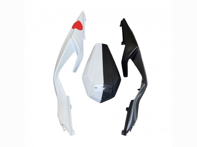 2023-2025 Kawasaki ZX6R Motorcycle Fairings - Black White with Flower UK