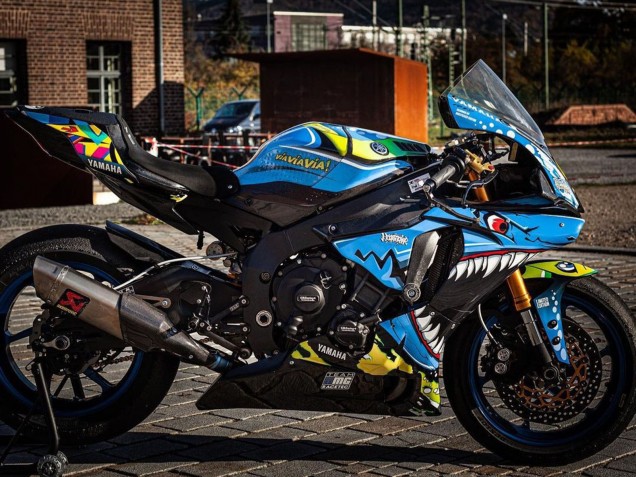 2015-2019 Yamaha YZF R1 Motorcycle Fairings - Blue Yellow Shark UK